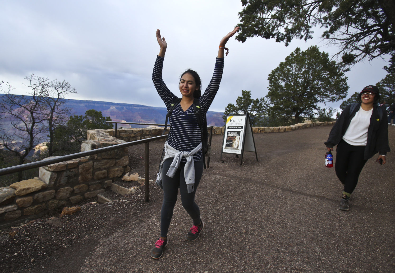 Teen summit Grand Canyon hike